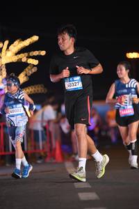 BIB: 
                            <button type="button" onclick="openModal(24395479)" class="btn btn-primary btn-sm float-right btn-popup" data-toggle="modal" data-target=".modal-high-quality">
                        <i class="fas fa-shopping-cart"></i> Add to Cart
                    </button>
                                            <button type="button" onclick="isThisMe(24395479, true)" class="btn btn-success btn-sm float-right btn-popup btn-isme hidden" data-toggle="tooltip" data-placement="bottom" title="นี่คือรูปของคุณใช่ไหม คลิกที่นี่เพื่อเอาเข้าอัลบั้ม">
                        <i class="fas fa-plus"></i> Add to album
                    </button>
                    <button type="button" onclick="isThisMe(24395479, false)" class="btn btn-warning btn-sm float-right btn-popup btn-isnotme hidden">
                        <i class="fas fa-ban"></i> Remove from album
                    </button>